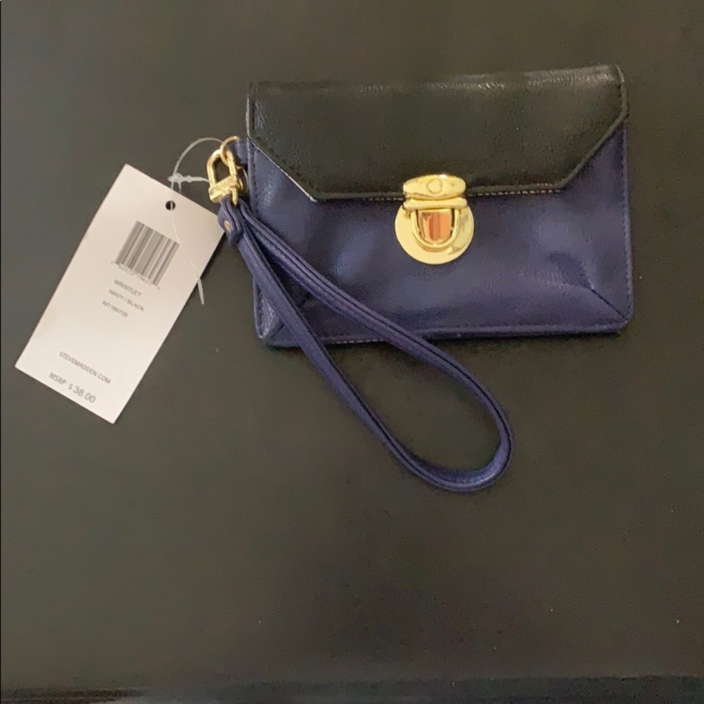 NWT Steve Madden black/navy wristlet wallet